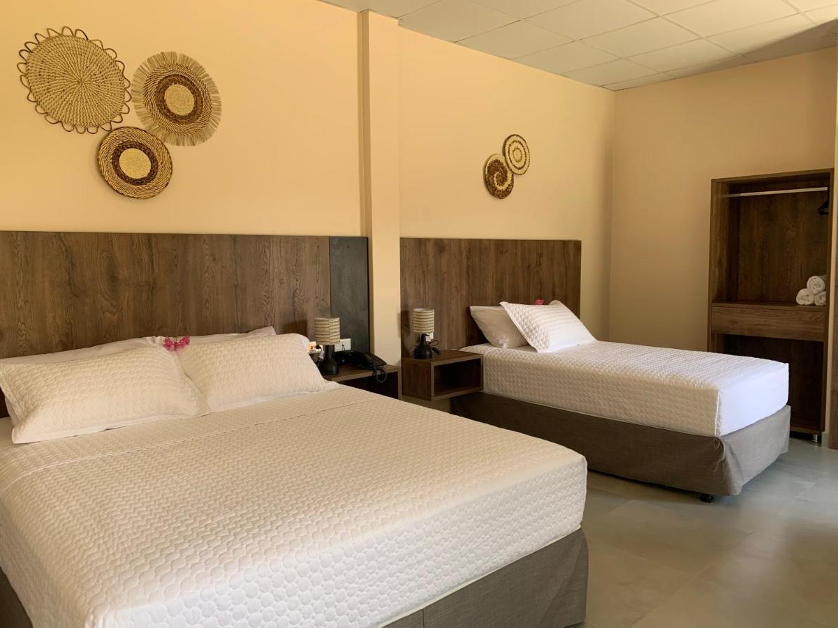Hotel La Mar Playas Kültér fotó