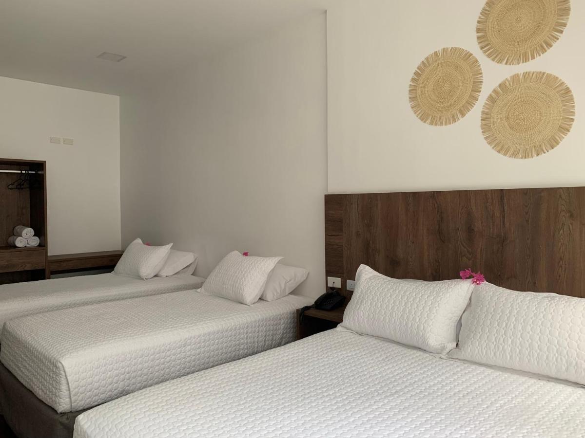Hotel La Mar Playas Kültér fotó