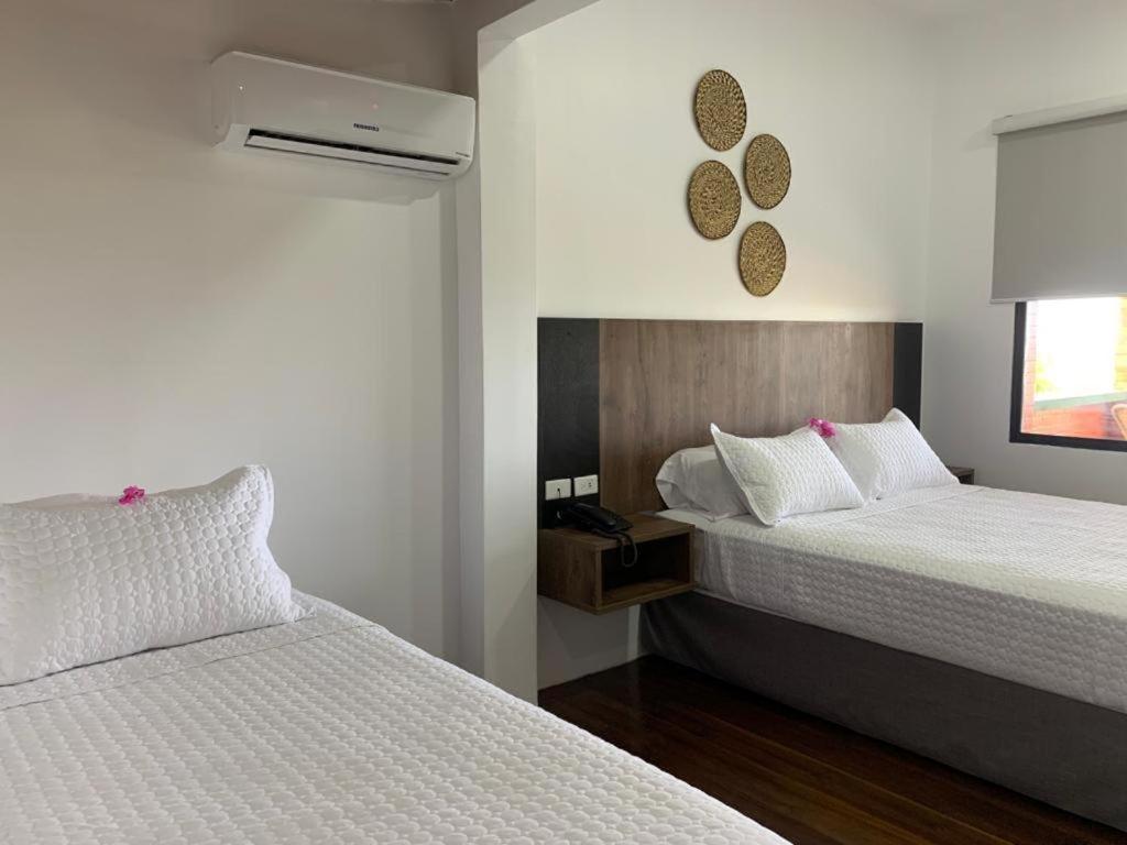 Hotel La Mar Playas Kültér fotó