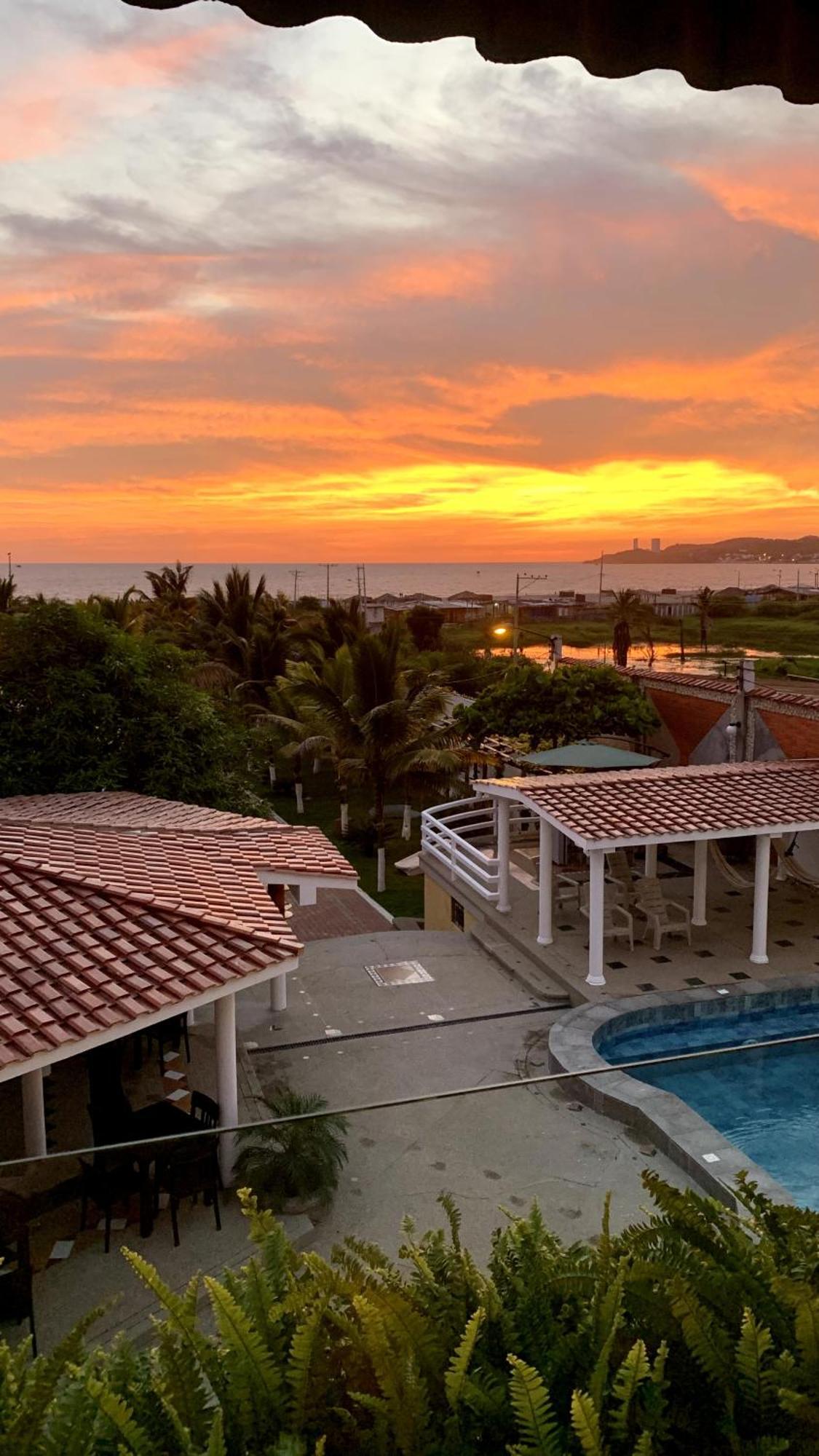 Hotel La Mar Playas Kültér fotó